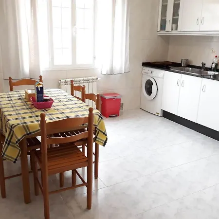 Pisos Queimas Apartman